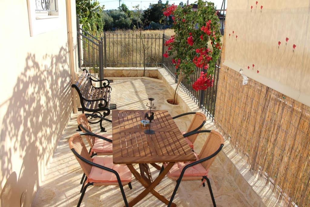 New, Modern, Bright And Independent Apartment 83 M2, With Garden, 5Min To The Beach And The City Center Каламата Екстериор снимка